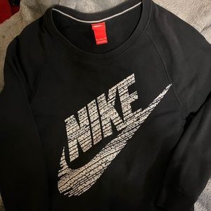 Nike sweatshirt